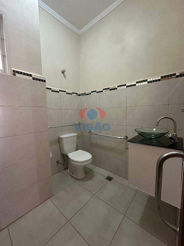 Salão para aluguel no João Pioli: 