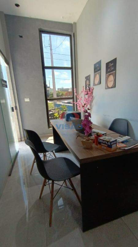 Terreno à venda no Jardim Guarujá: 