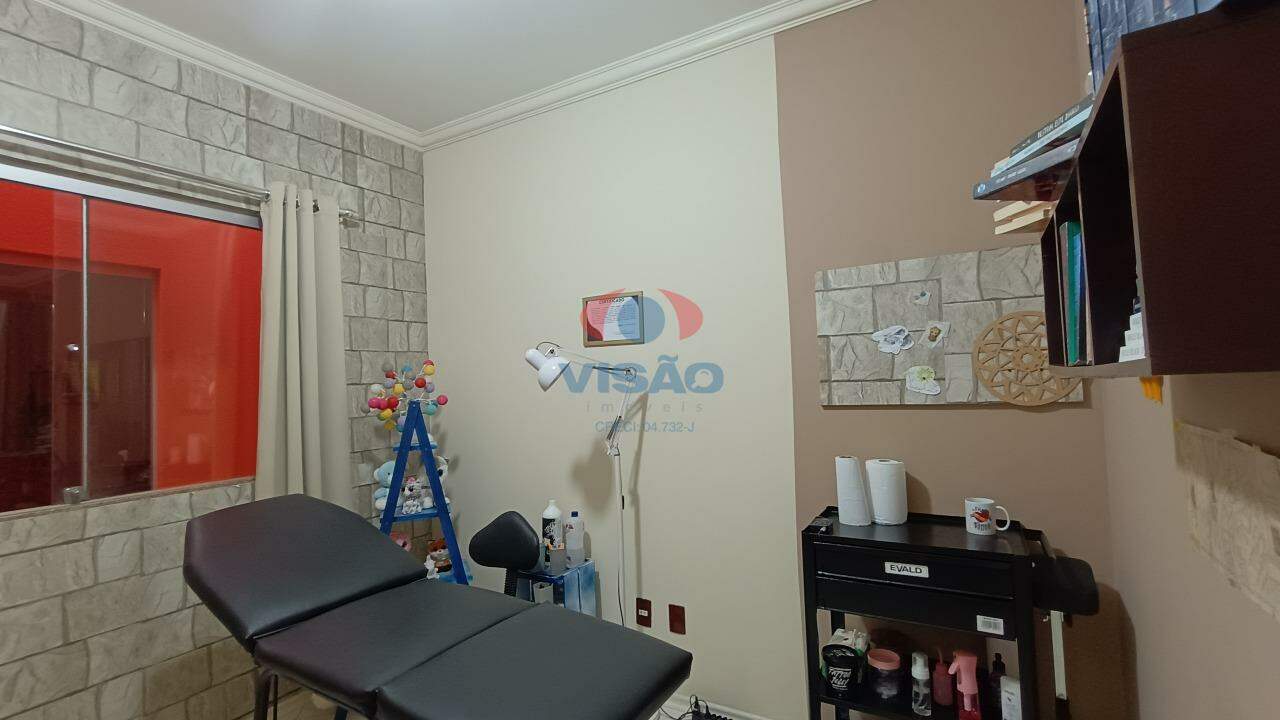 Casa à venda no Jardim Regina: 