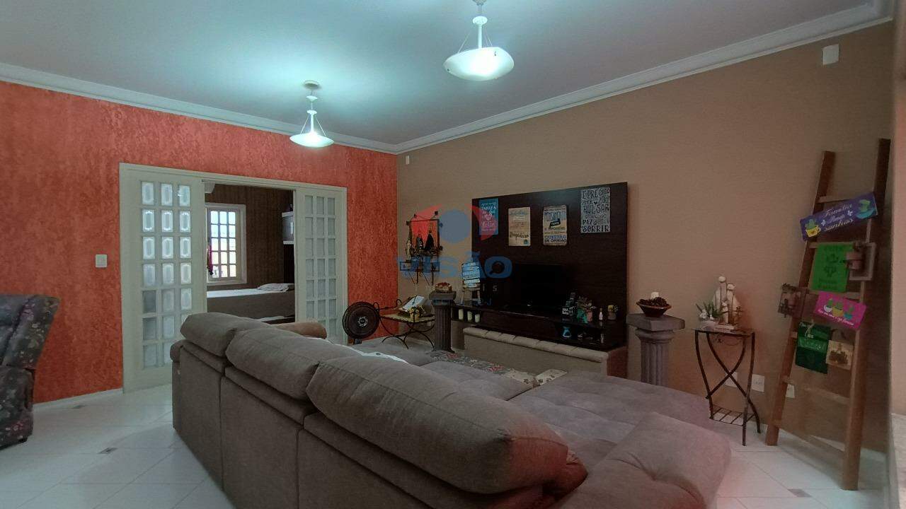 Casa à venda no Jardim Regina: 