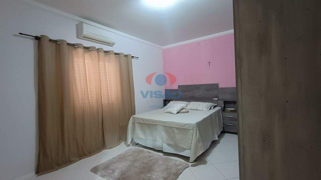 Casa à venda no Jardim Regina: 