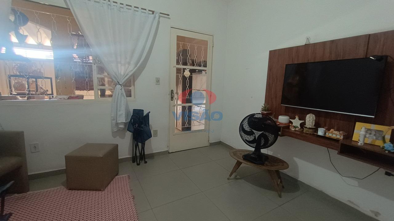 Casa à venda no Jardim Tancredo Neves: 