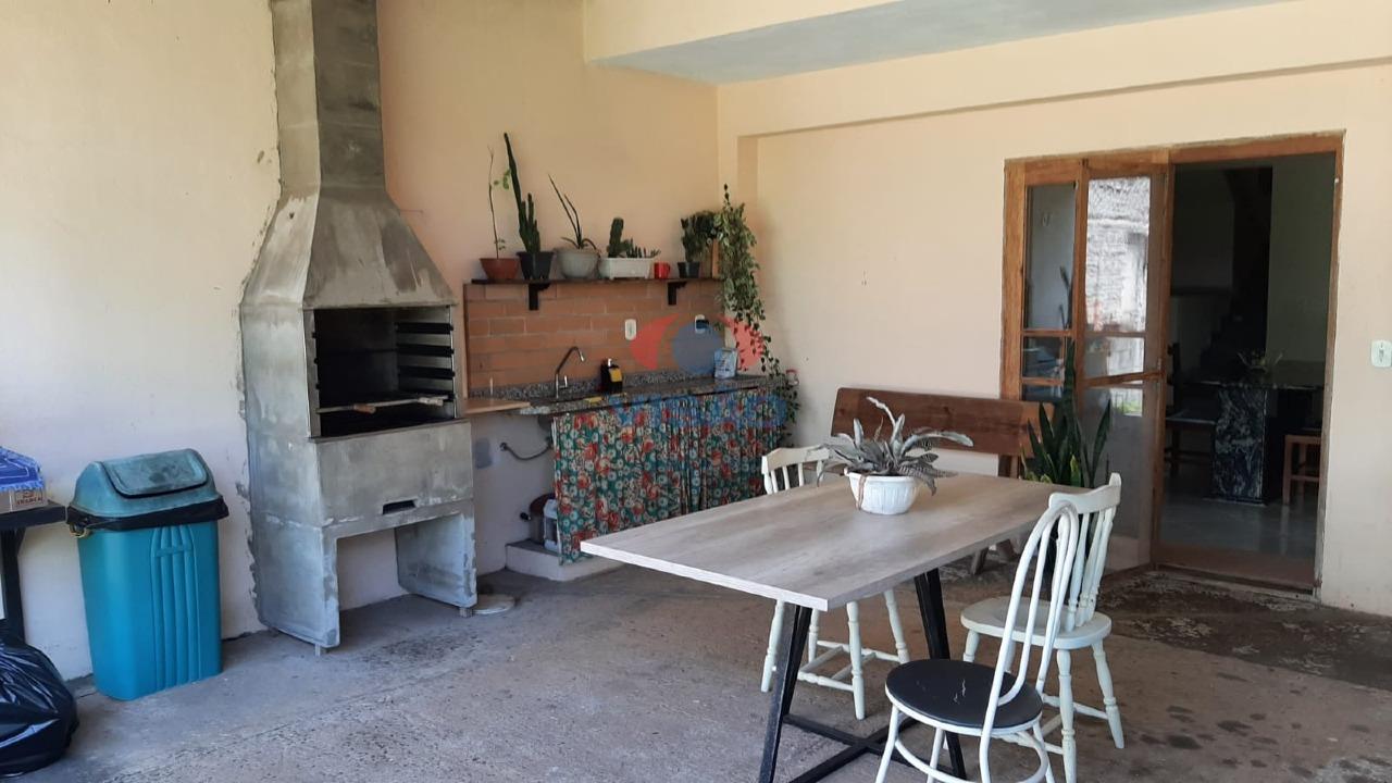 Casa à venda no Jardim Primavera: 