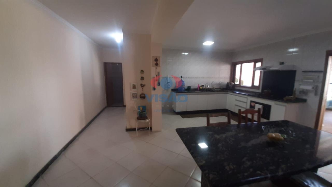 Casa à venda no Jardim Primavera: 