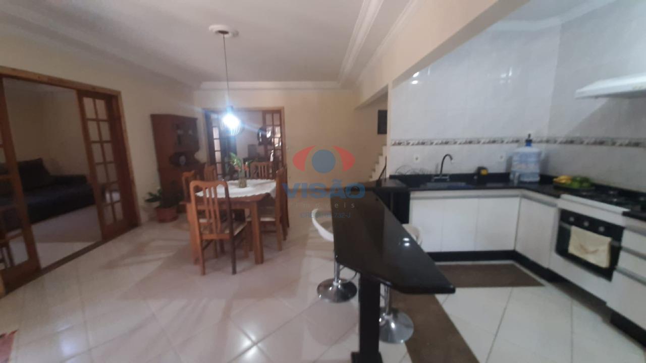 Casa à venda no Jardim Primavera: 