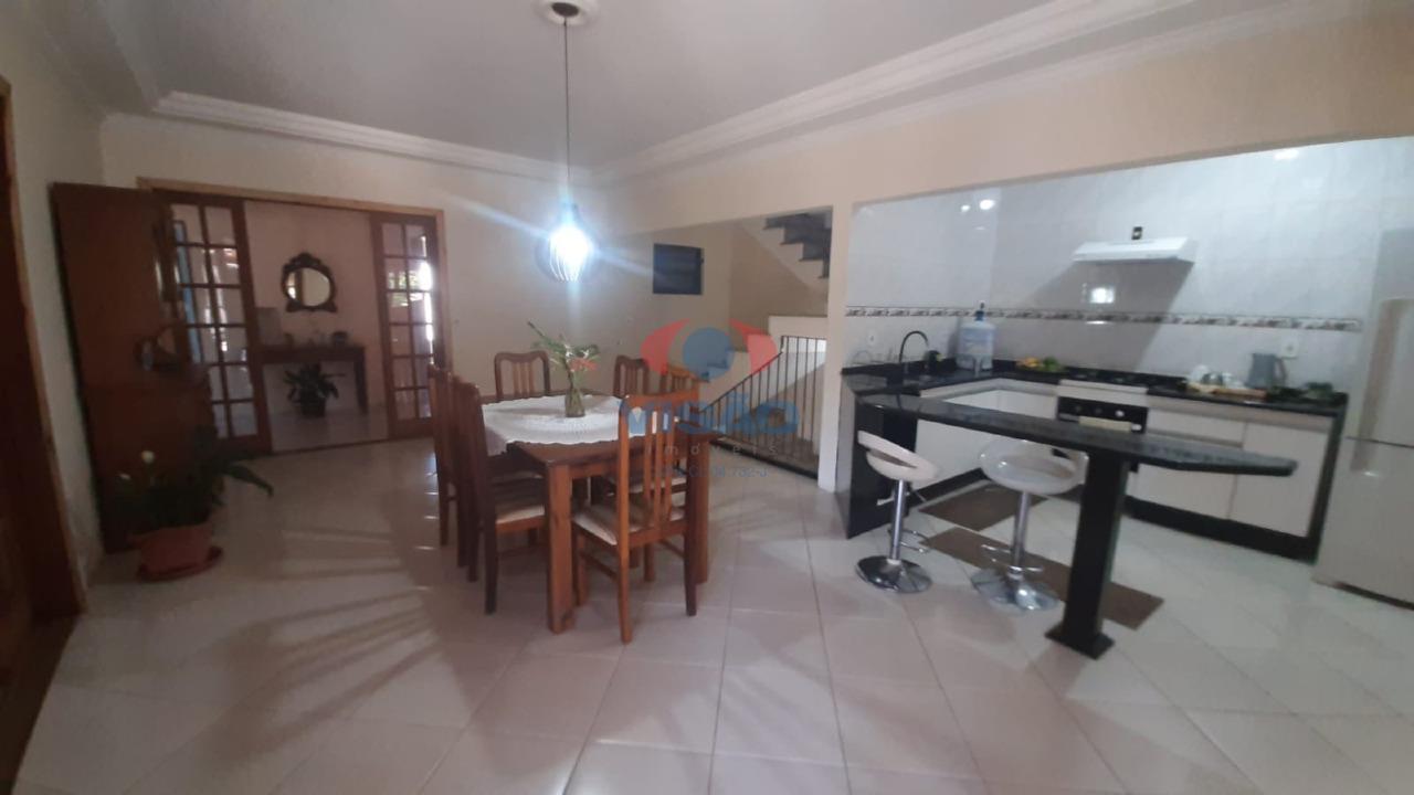 Casa à venda no Jardim Primavera: 