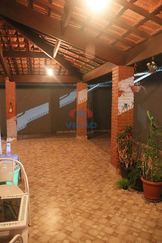 Casa à venda no Jardim Moacyr Arruda: