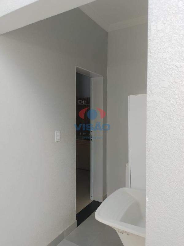 Casa em condomínio à venda no Jardins do Império: 