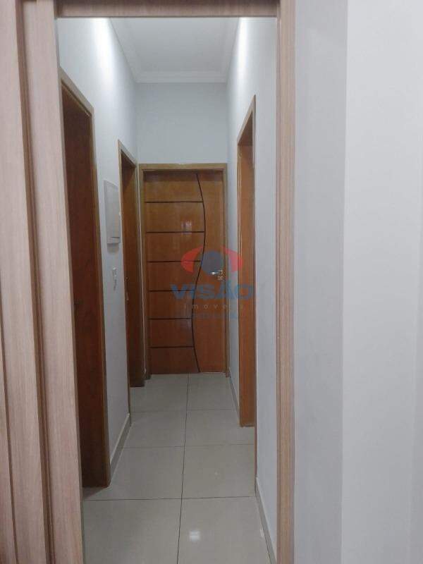 Casa em condomínio à venda no Jardins do Império: 