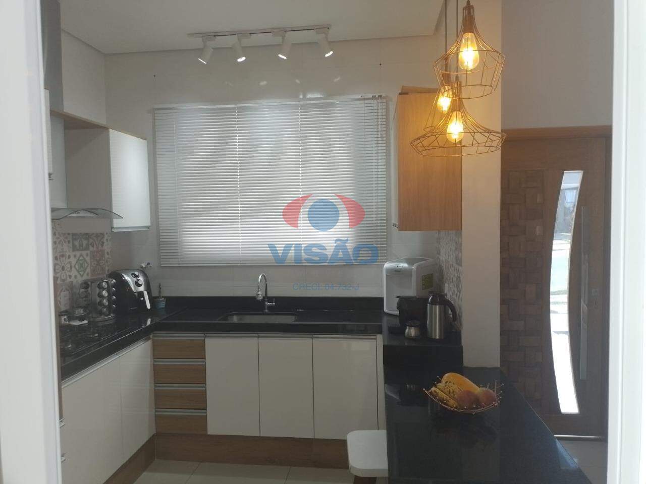 Casa em condomínio à venda no Jardins do Império: 