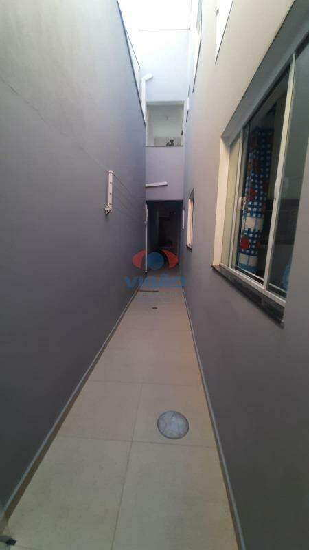 Casa - Sobrado à venda no Jardim Hubert: 