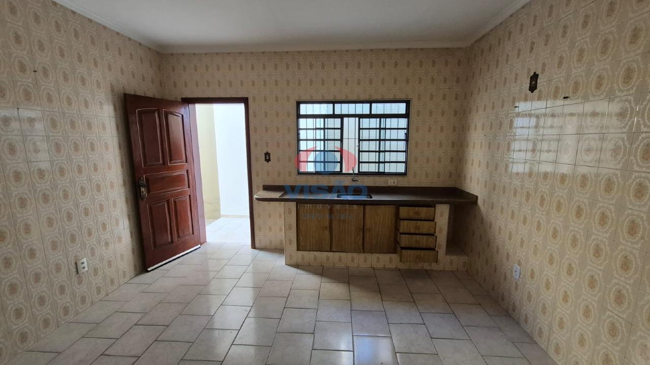 Casa à venda no Jardim Tropical: 