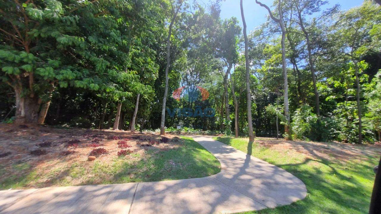 Terreno em condomínio à venda no Chácara Alvorada: