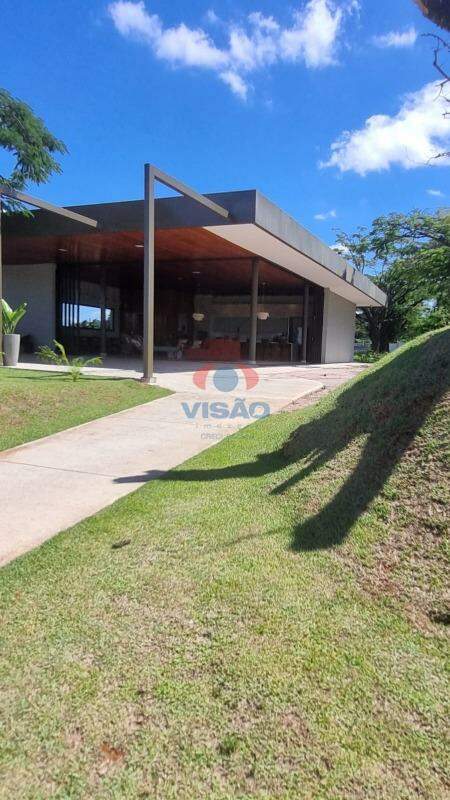 Terreno em condomínio à venda no Chácara Alvorada: