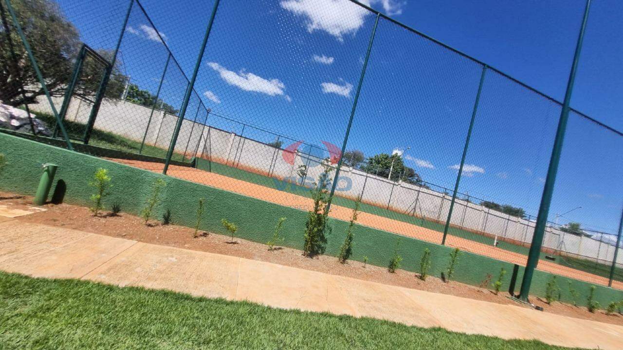 Terreno em condomínio à venda no Chácara Alvorada: