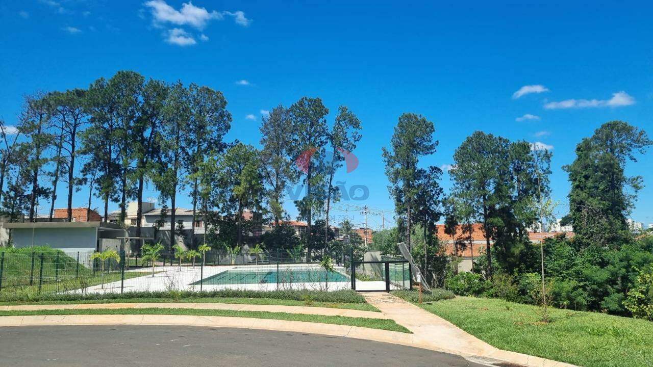 Terreno em condomínio à venda no Chácara Alvorada: