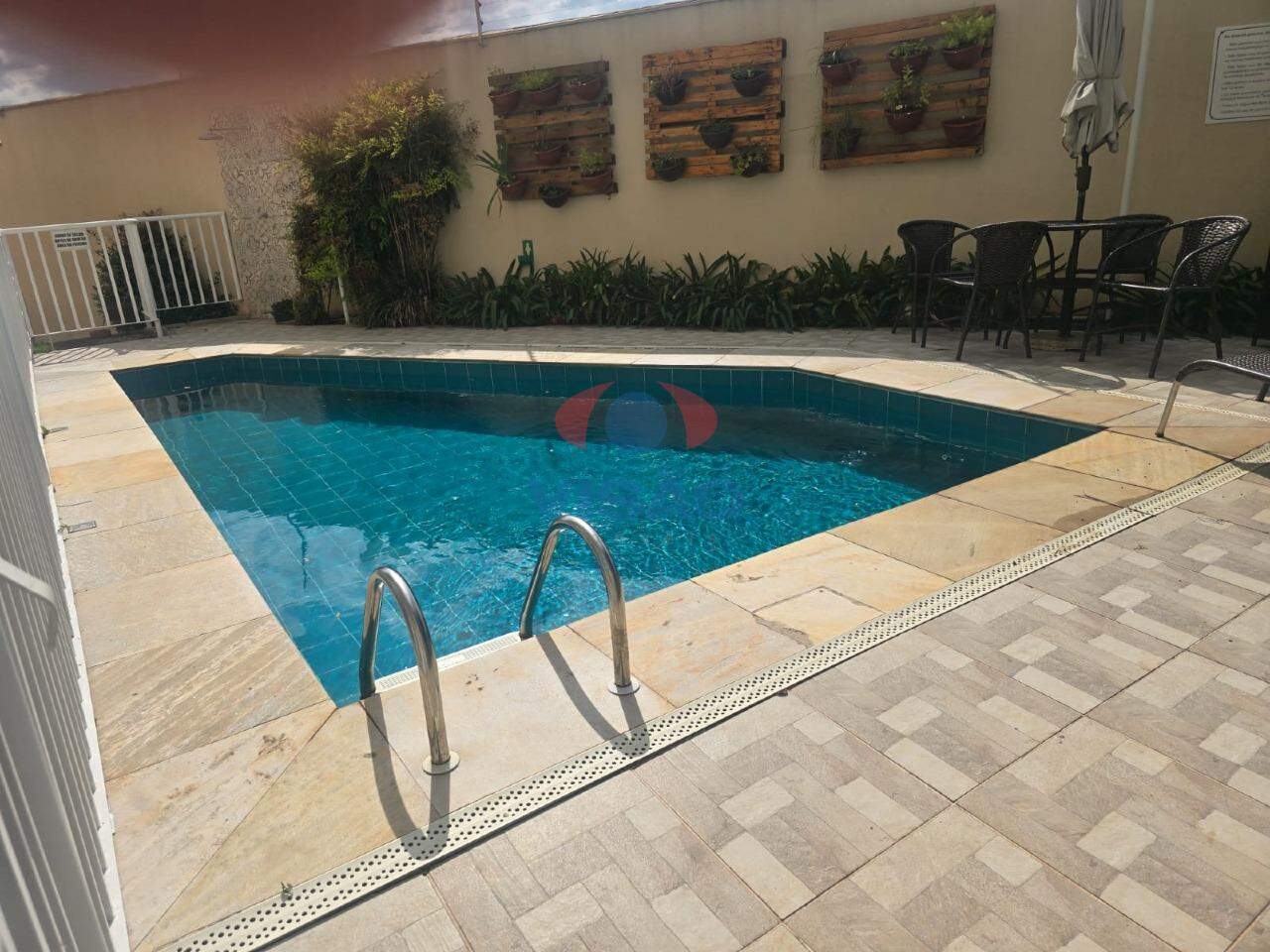Apartamento à venda no Jardim Alice: 