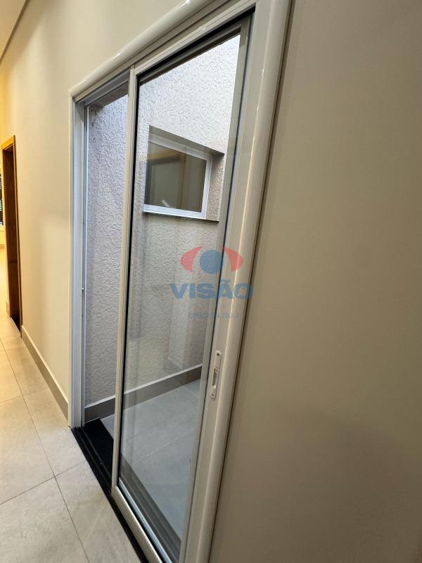 Casa à venda no Jardim Bom Sucesso: 