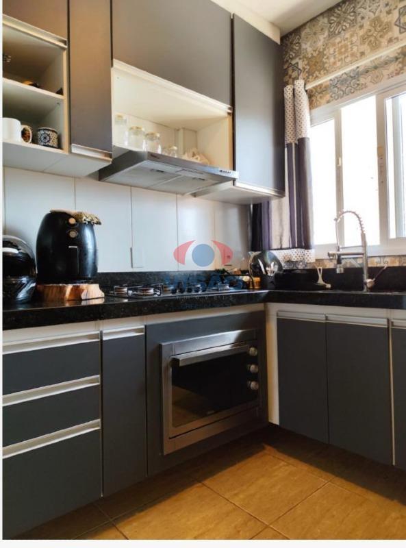 Casa - Sobrado à venda no Parque Residencial Sabiás: