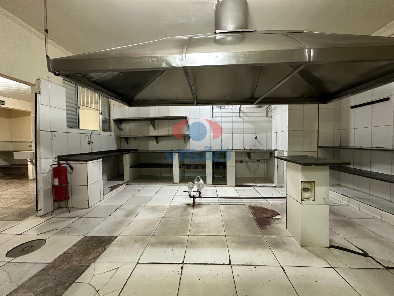 Salão para aluguel no Vila Sfeir: 