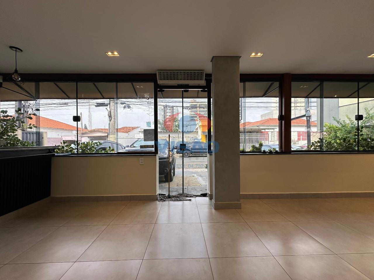 Salão para aluguel no Vila Sfeir: 