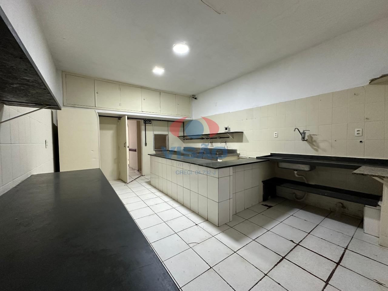 Salão para aluguel no Vila Sfeir: 