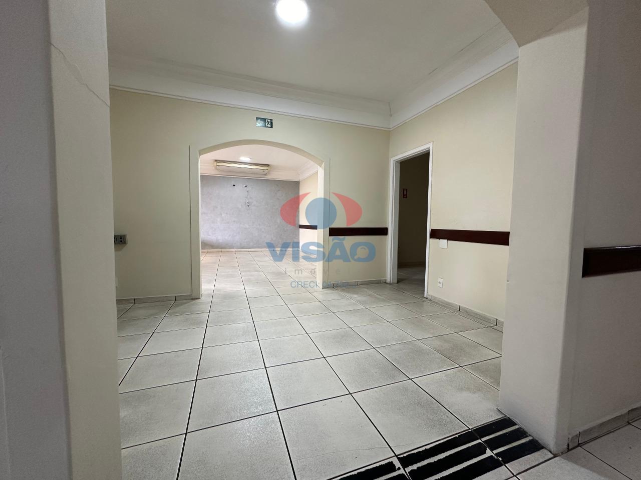 Salão para aluguel no Vila Sfeir: 