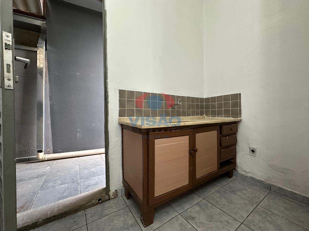 Salão para aluguel no Jardim Santa Cruz: 