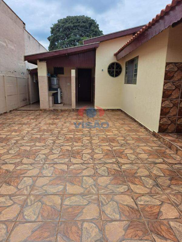 Casa à venda no Centro: 