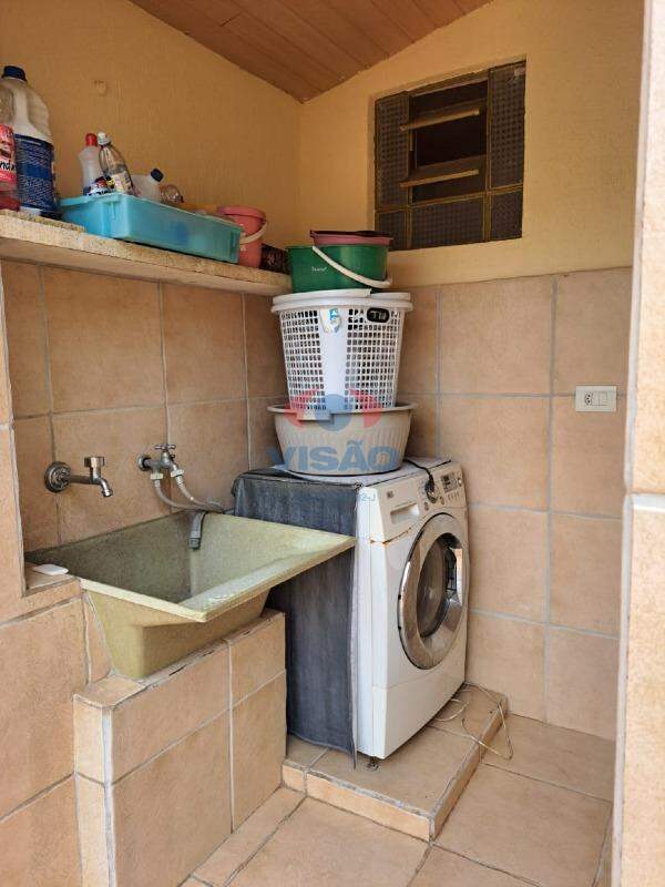 Casa à venda no Centro: 