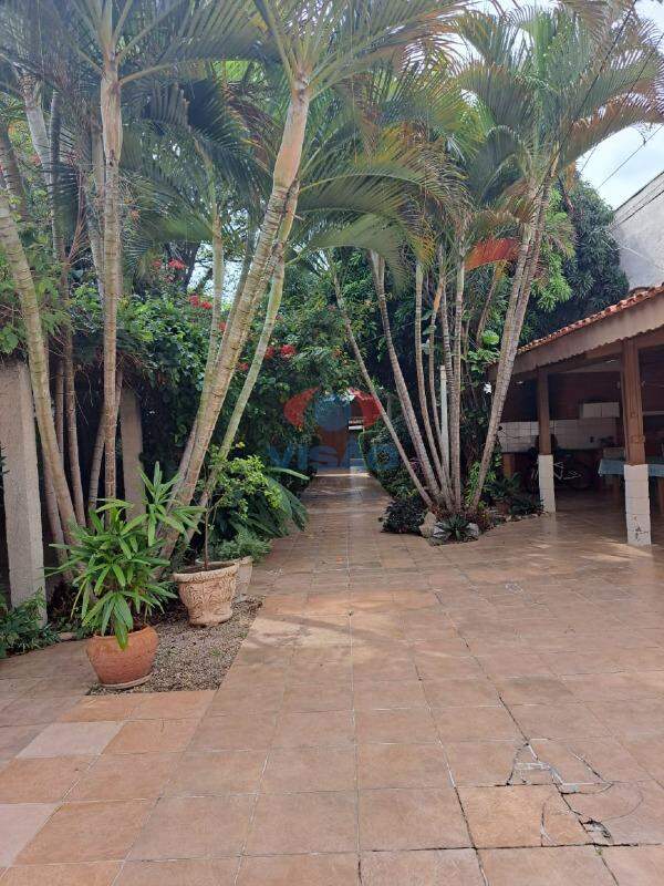 Casa à venda no Centro: 