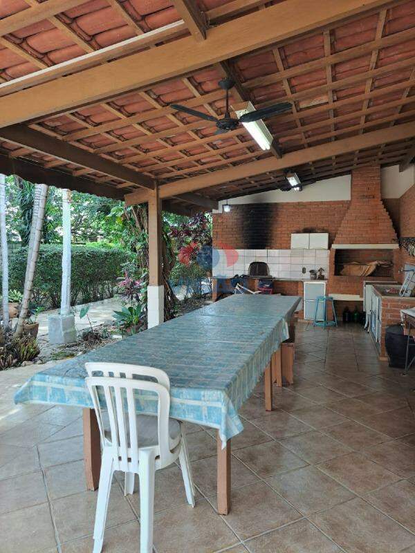 Casa à venda no Centro: 