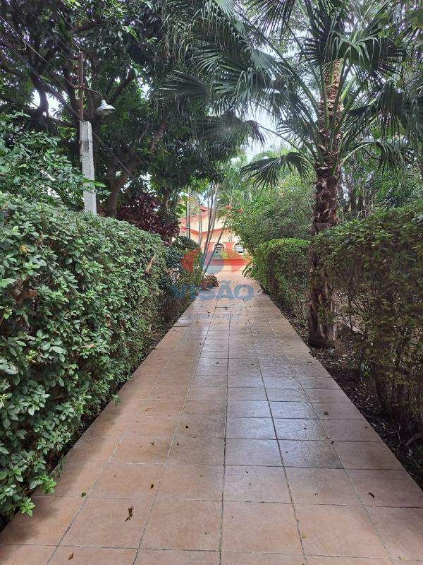 Casa à venda no Centro: 