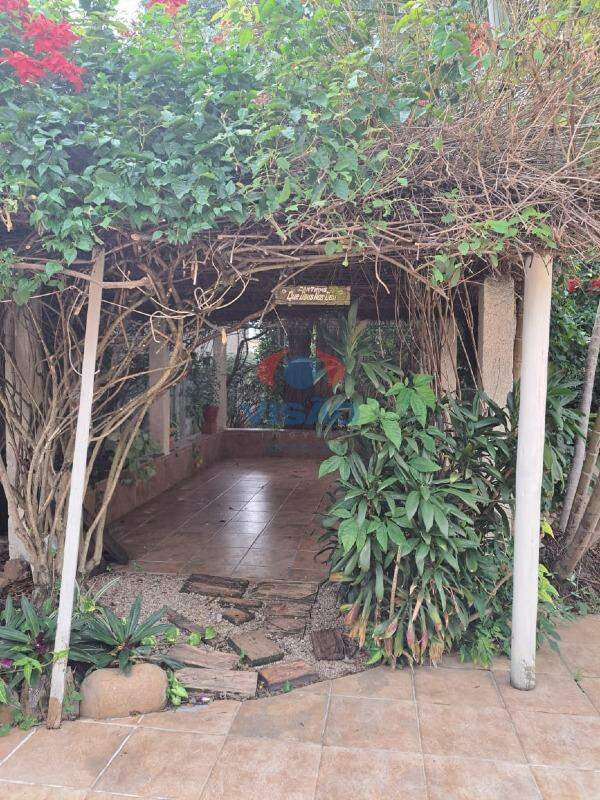 Casa à venda no Centro: 