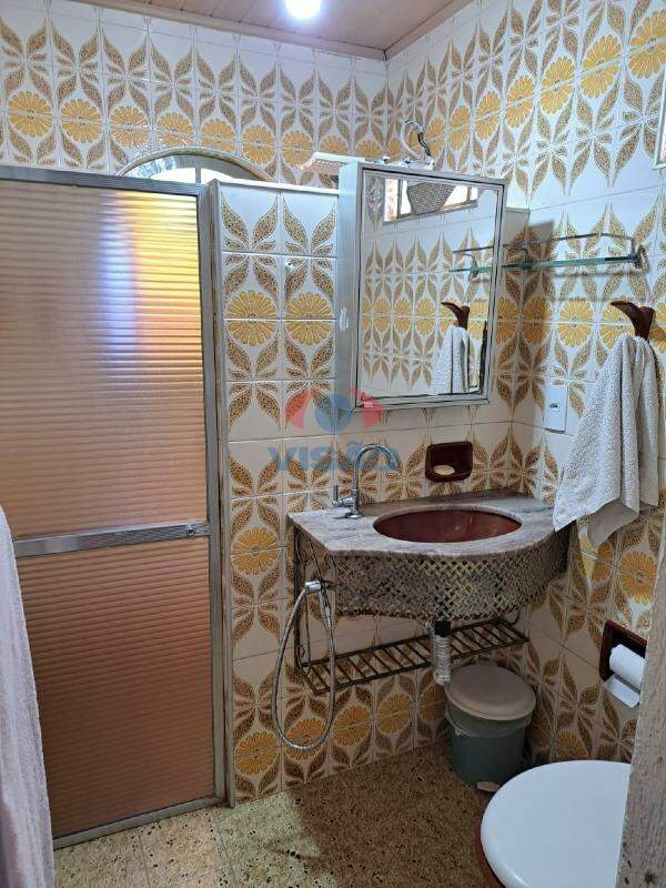 Casa à venda no Centro: 