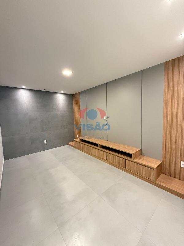 Casa em condomínio à venda no Jardins do Império: 