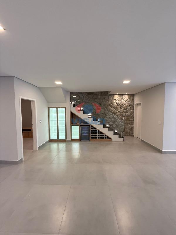 Casa em condomínio à venda no Jardins do Império: 