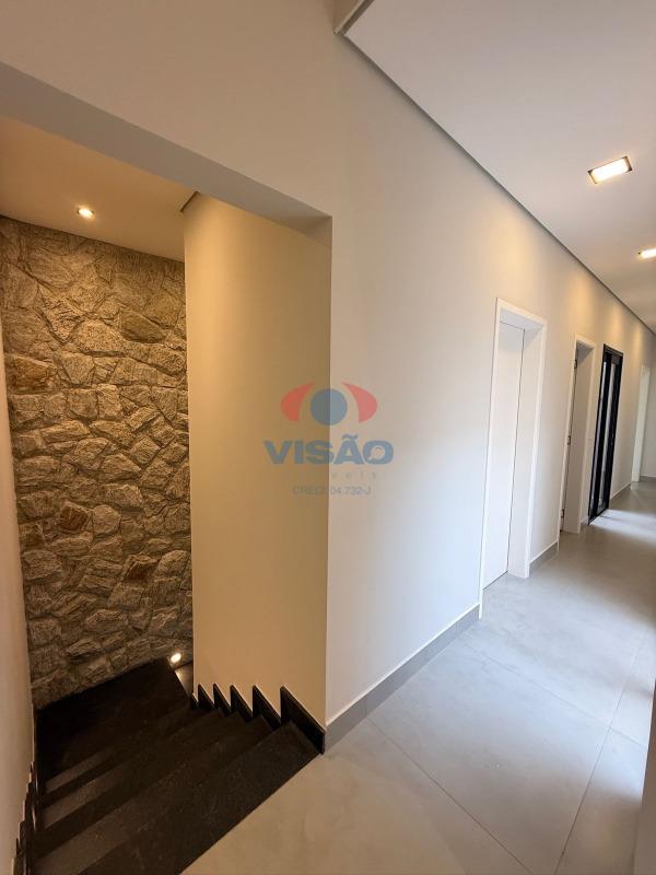 Casa em condomínio à venda no Jardins do Império: 