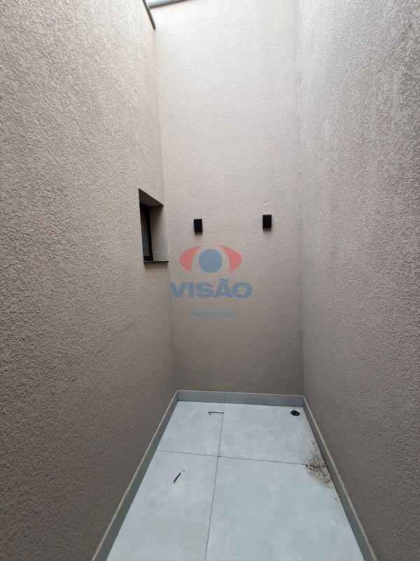 Casa em condomínio à venda no Jardins do Império: 