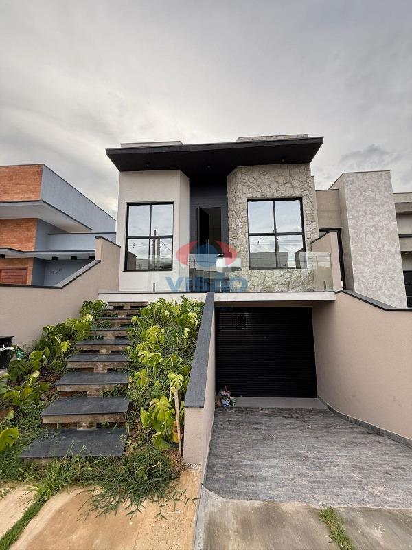 Casa em condomínio à venda no Jardins do Império: 