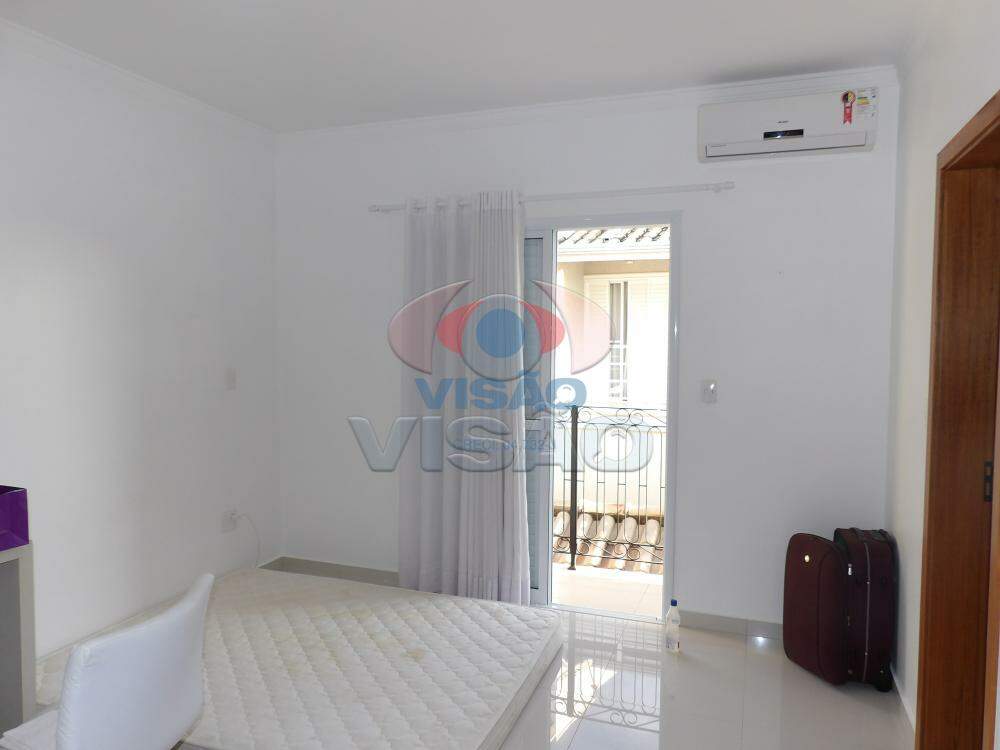 Casa em condomínio à venda no Portal das Acácias: 