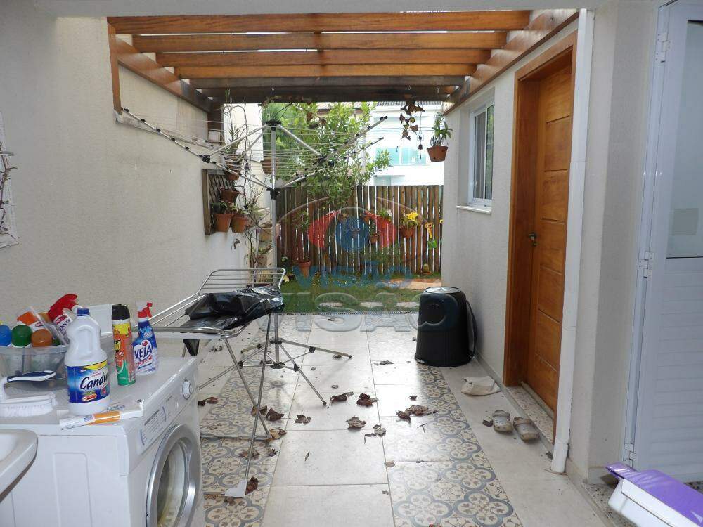 Casa em condomínio à venda no Portal das Acácias: 