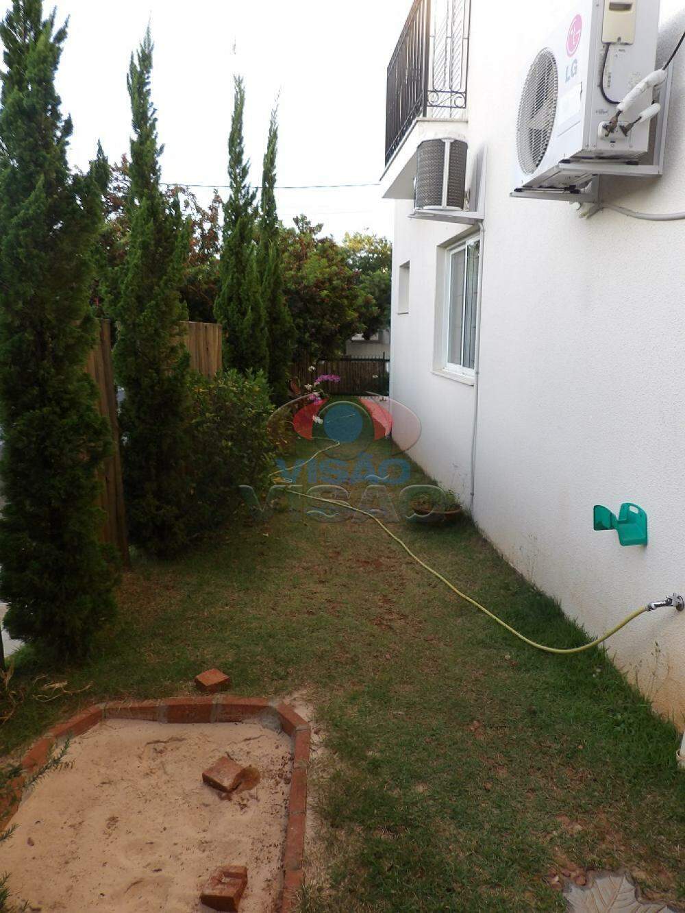 Casa em condomínio à venda no Portal das Acácias: 