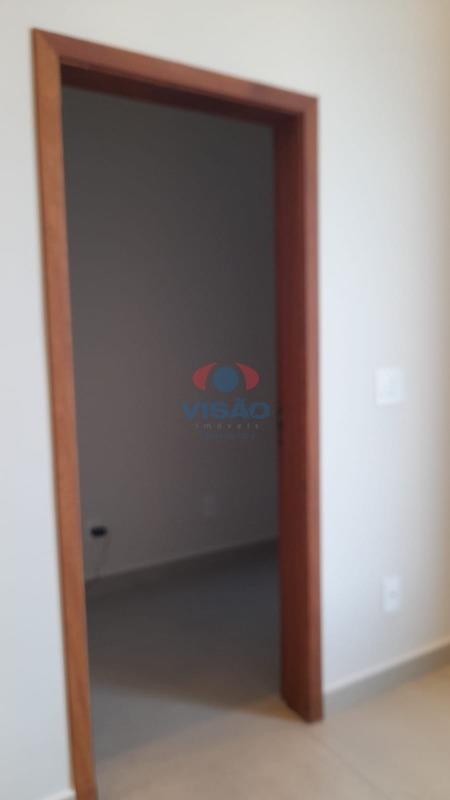 Casa em condomínio à venda no Jardim Laguna: 