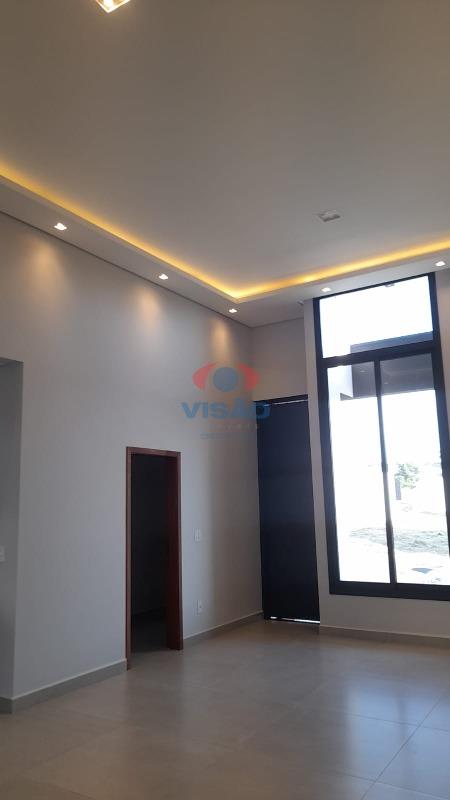 Casa em condomínio à venda no Jardim Laguna: 