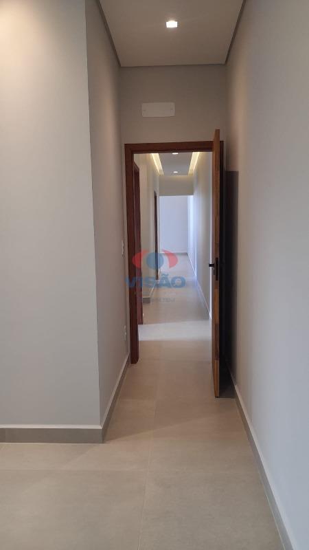 Casa em condomínio à venda no Jardim Laguna: 