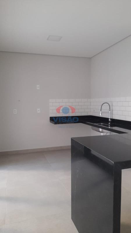 Casa em condomínio à venda no Jardim Laguna: 