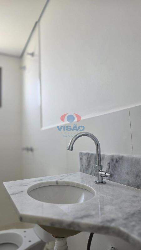 Apartamento à venda no Jardim Santiago: 