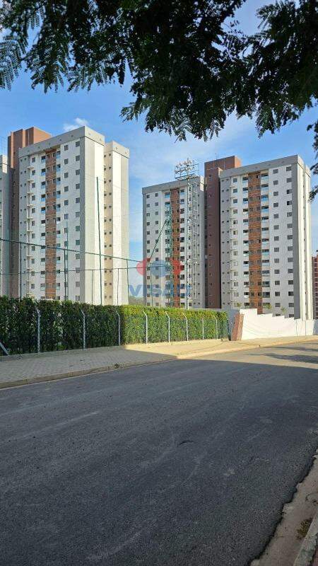 Apartamento à venda no Jardim Santiago: 