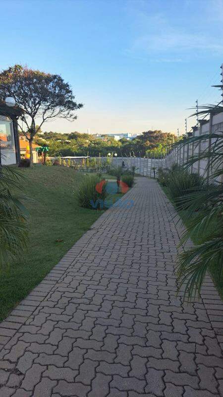 Terreno em condomínio à venda no Jardins do Império: